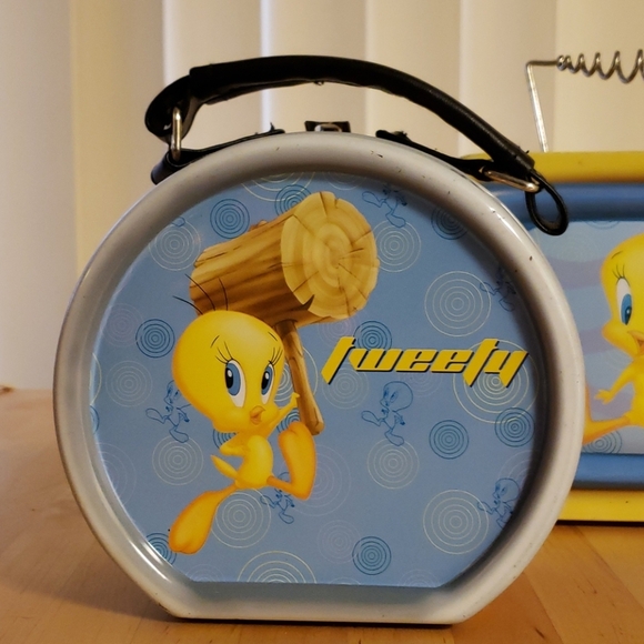 Set of 2 Tweety Bird Tin Lunchbox - Picture 2 of 8